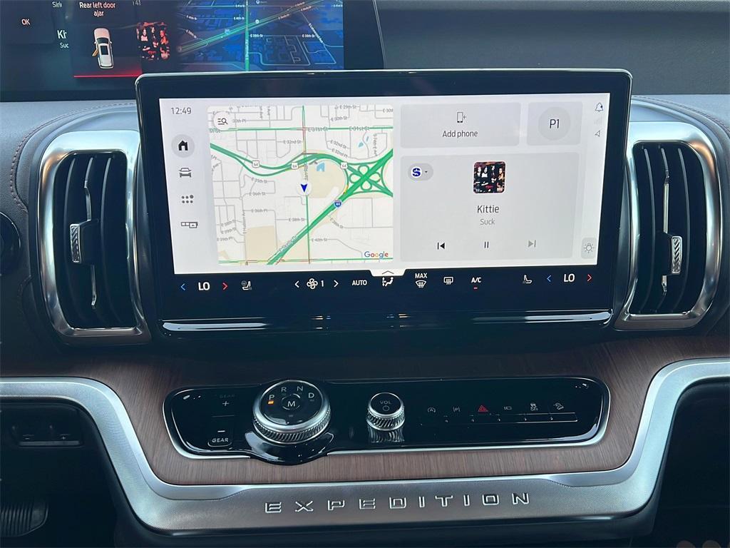 new 2026 Ford Expedition car, priced at $87,650