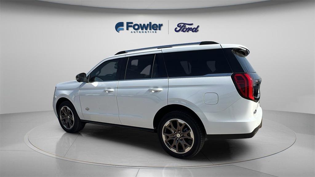 new 2026 Ford Expedition car, priced at $87,650