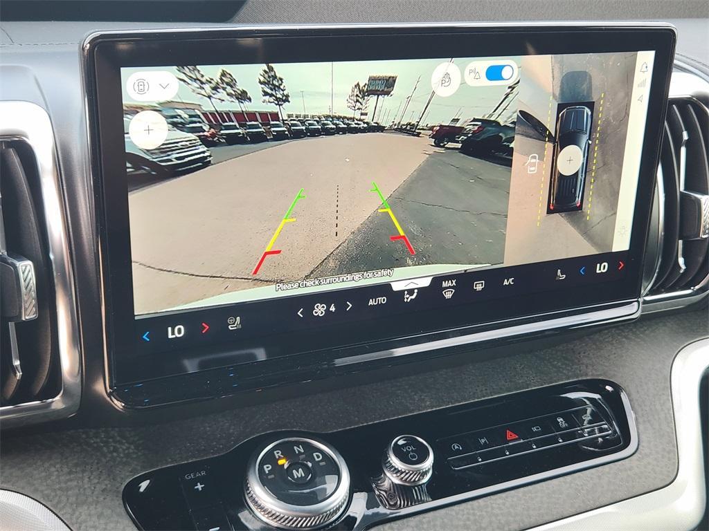 new 2026 Ford Expedition car, priced at $84,395