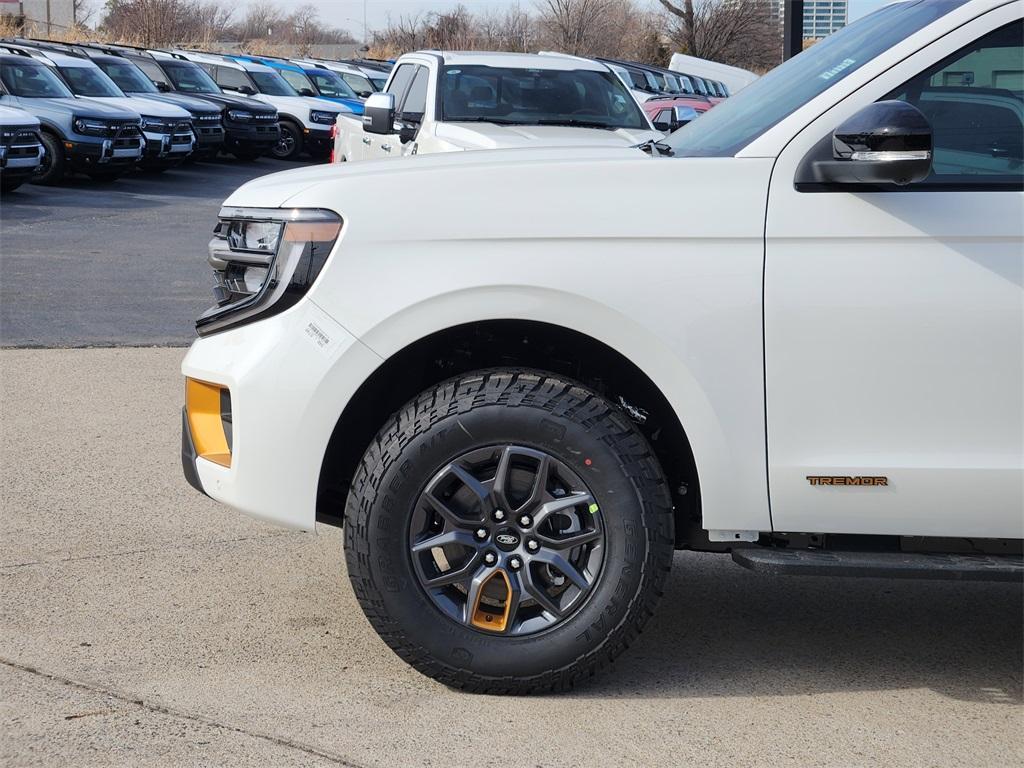 new 2026 Ford Expedition car, priced at $84,395