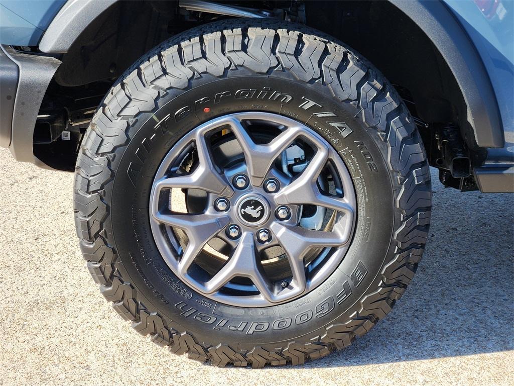new 2025 Ford Bronco car, priced at $58,266