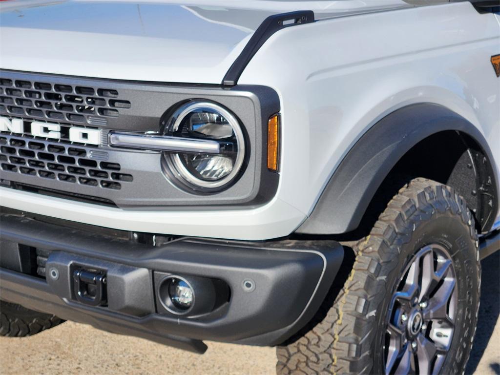 new 2025 Ford Bronco car, priced at $53,766