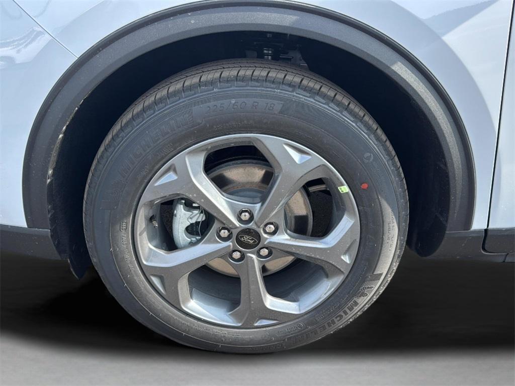 new 2026 Ford Escape car, priced at $29,386