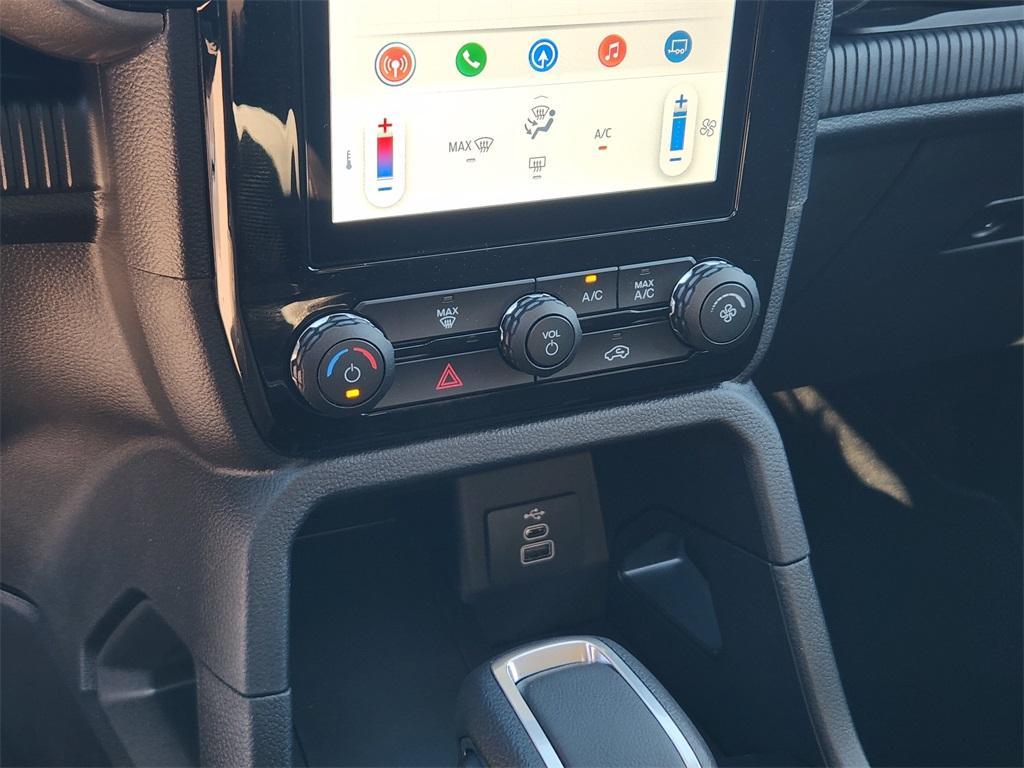 new 2025 Ford Ranger car, priced at $39,495