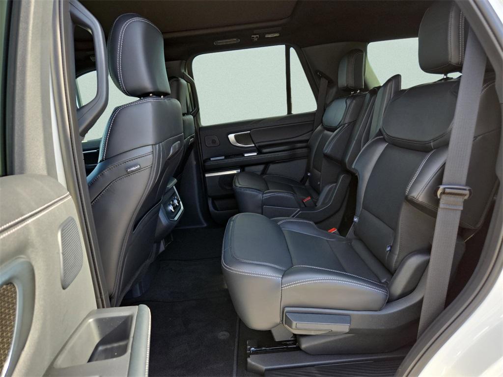 new 2025 Ford Expedition car, priced at $79,291
