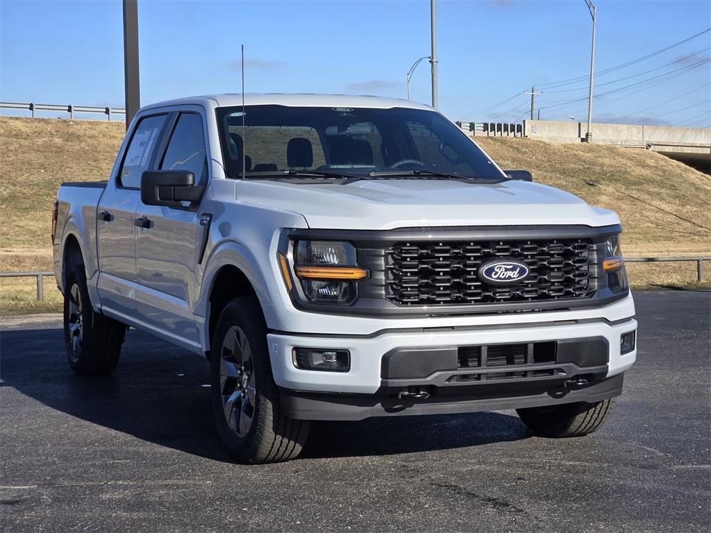 new 2025 Ford F-150 car, priced at $43,264