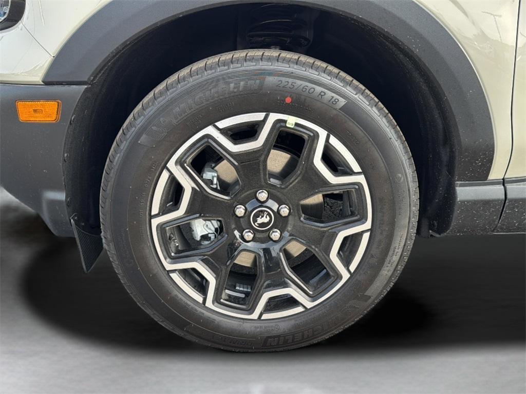 new 2025 Ford Bronco Sport car, priced at $35,780