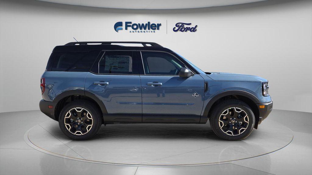 new 2025 Ford Bronco Sport car, priced at $33,824