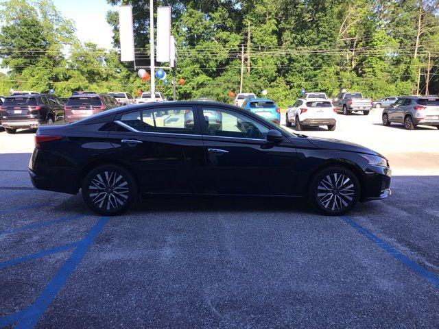 used 2025 Nissan Altima car, priced at $22,795
