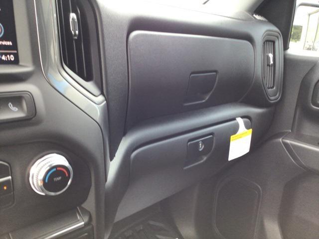 new 2026 GMC Sierra 1500 car, priced at $44,272