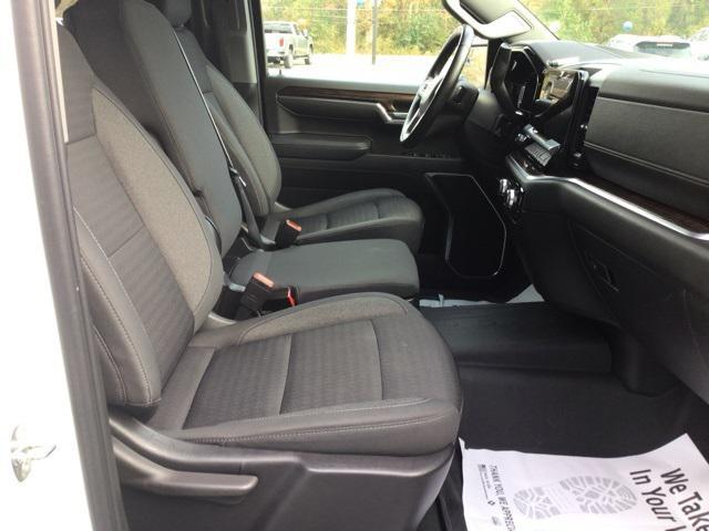 used 2023 GMC Sierra 1500 car, priced at $38,395