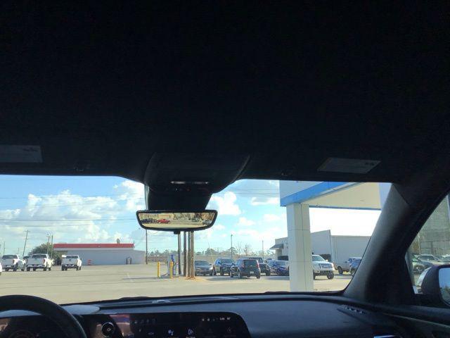 new 2026 Chevrolet Traverse car, priced at $42,180