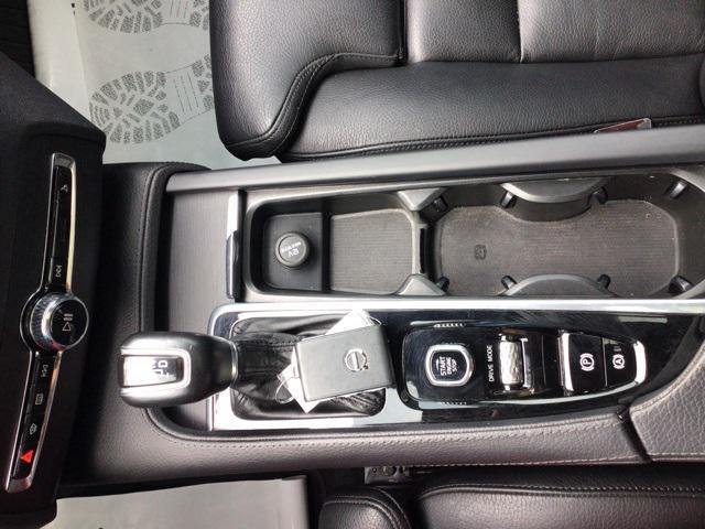 used 2020 Volvo XC90 car, priced at $22,395