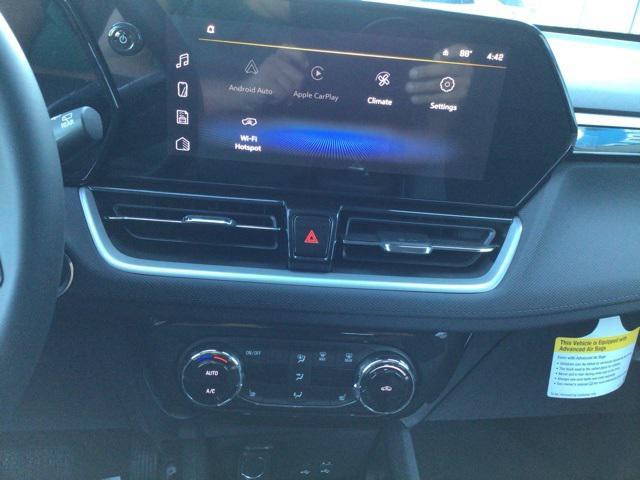 new 2026 Chevrolet TrailBlazer car, priced at $27,004