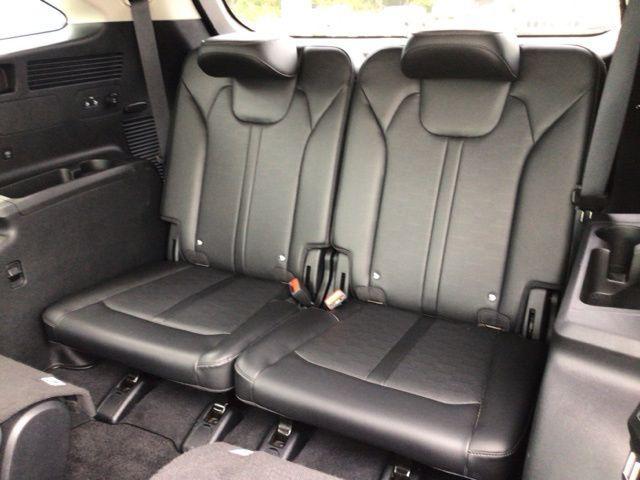 used 2024 Kia Sorento car, priced at $30,195