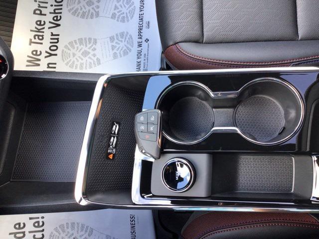 new 2026 Chevrolet Equinox car, priced at $33,902