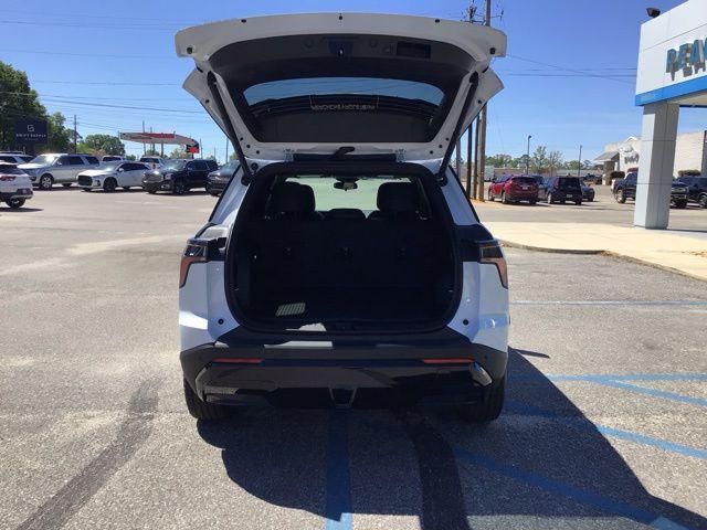 new 2026 Chevrolet Equinox car, priced at $36,165