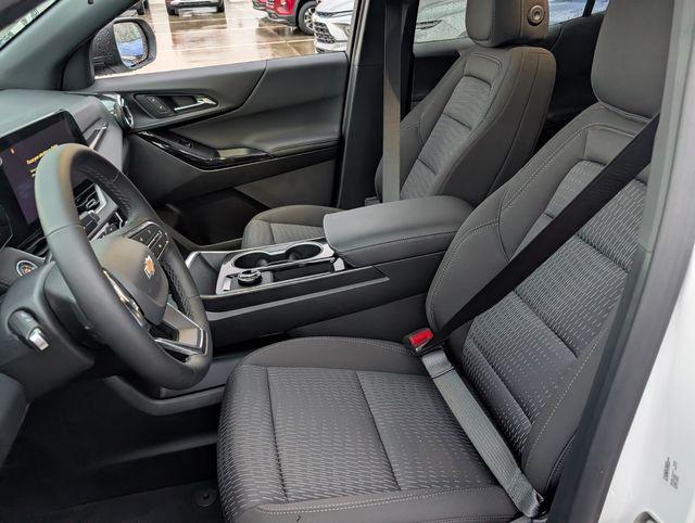 new 2026 Chevrolet Equinox car, priced at $28,295