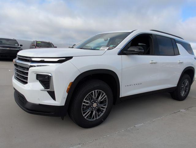 new 2026 Chevrolet Traverse car, priced at $40,677