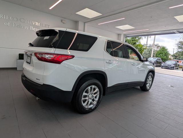 used 2020 Chevrolet Traverse car, priced at $17,000