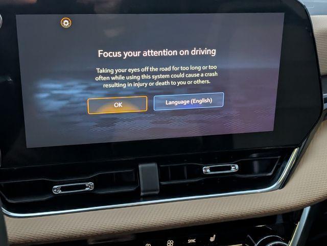 new 2026 Chevrolet Equinox car, priced at $33,085