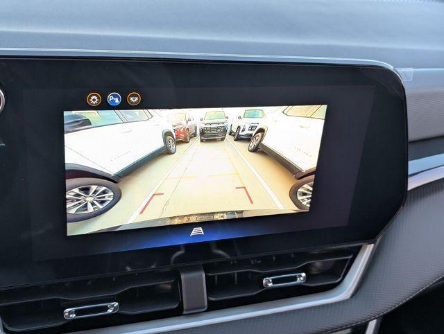 new 2026 Chevrolet Equinox car, priced at $26,495