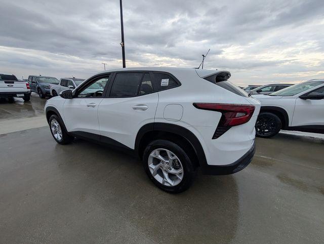 new 2026 Chevrolet Trax car, priced at $23,676