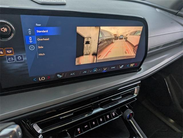 new 2026 Chevrolet Traverse car, priced at $41,527