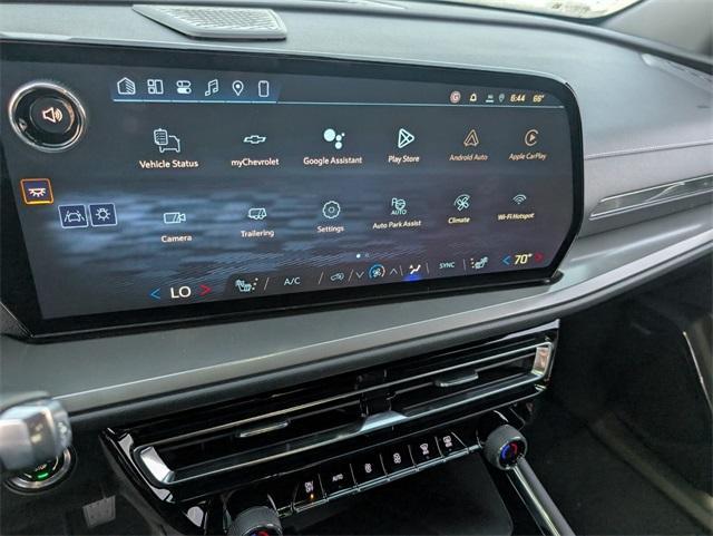 new 2026 Chevrolet Traverse car, priced at $41,527