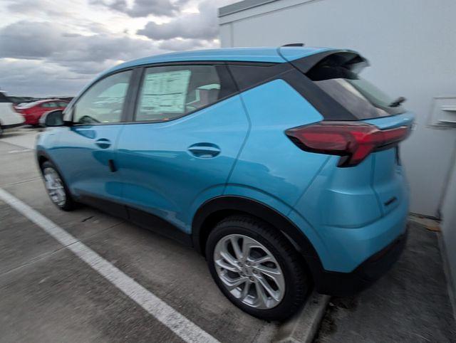 new 2027 Chevrolet Bolt car