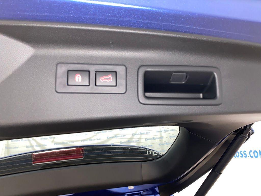 new 2025 Subaru Forester Hybrid car, priced at $43,883