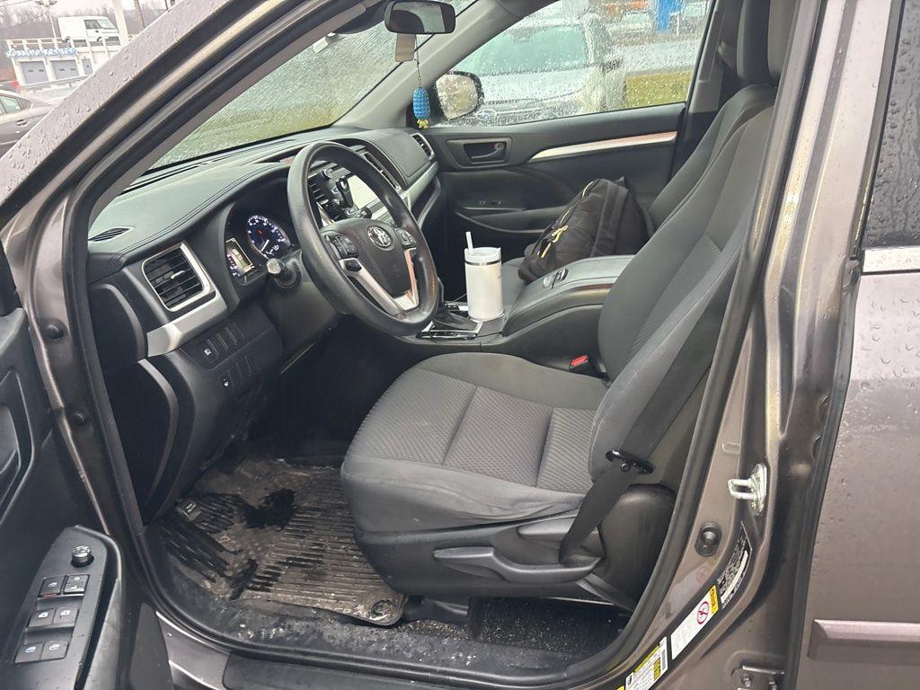used 2018 Toyota Highlander car, priced at $20,500