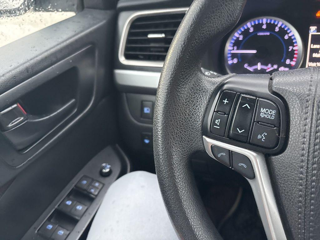 used 2018 Toyota Highlander car, priced at $20,500