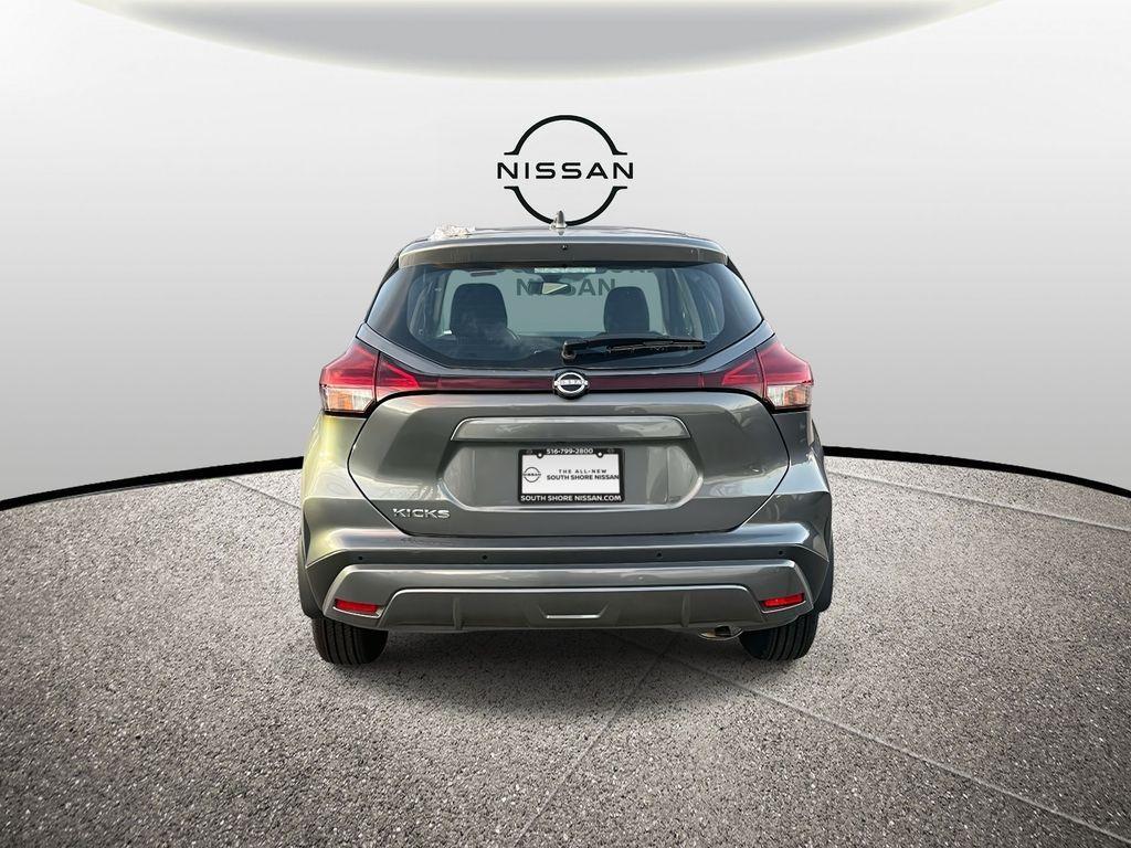 new 2025 Nissan Kicks Play car, priced at $23,760