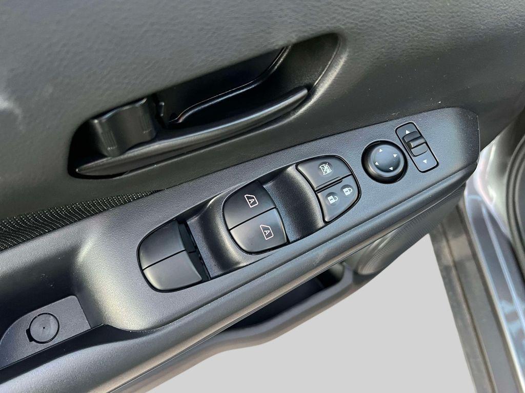 new 2025 Nissan Kicks Play car, priced at $23,760