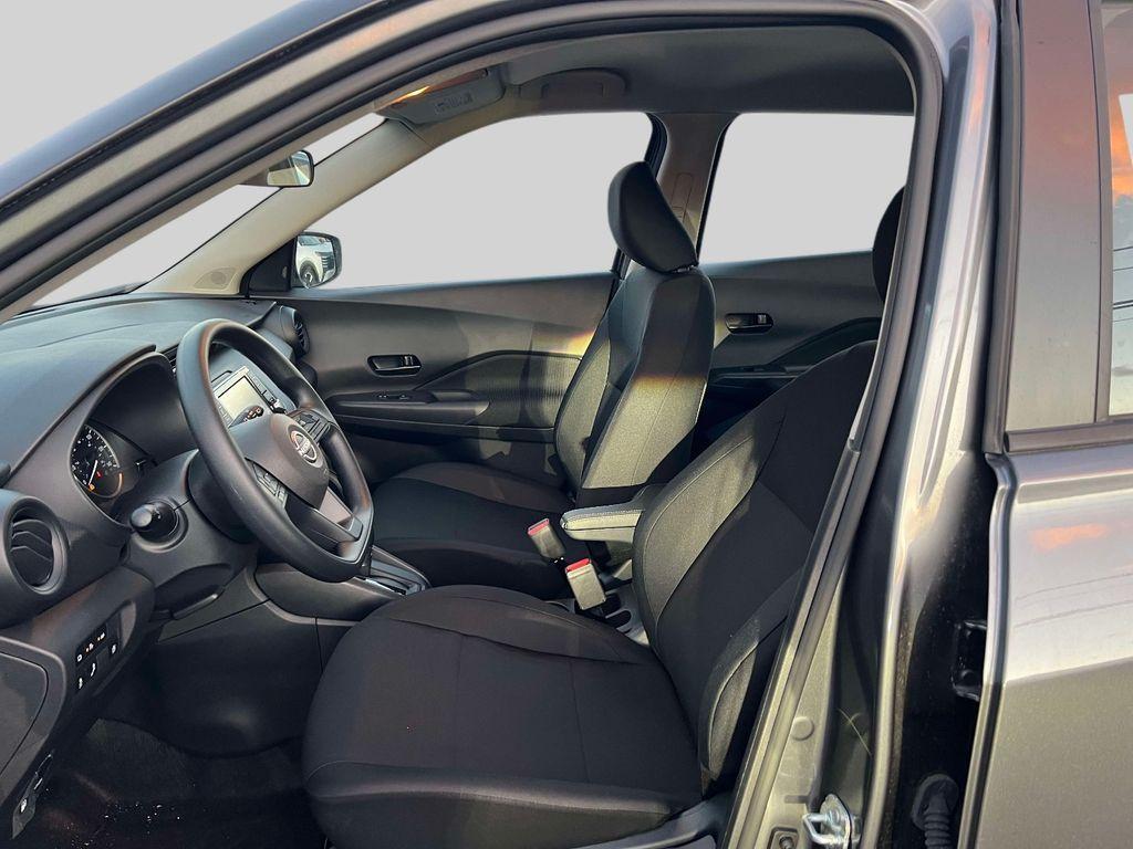new 2025 Nissan Kicks Play car, priced at $23,760