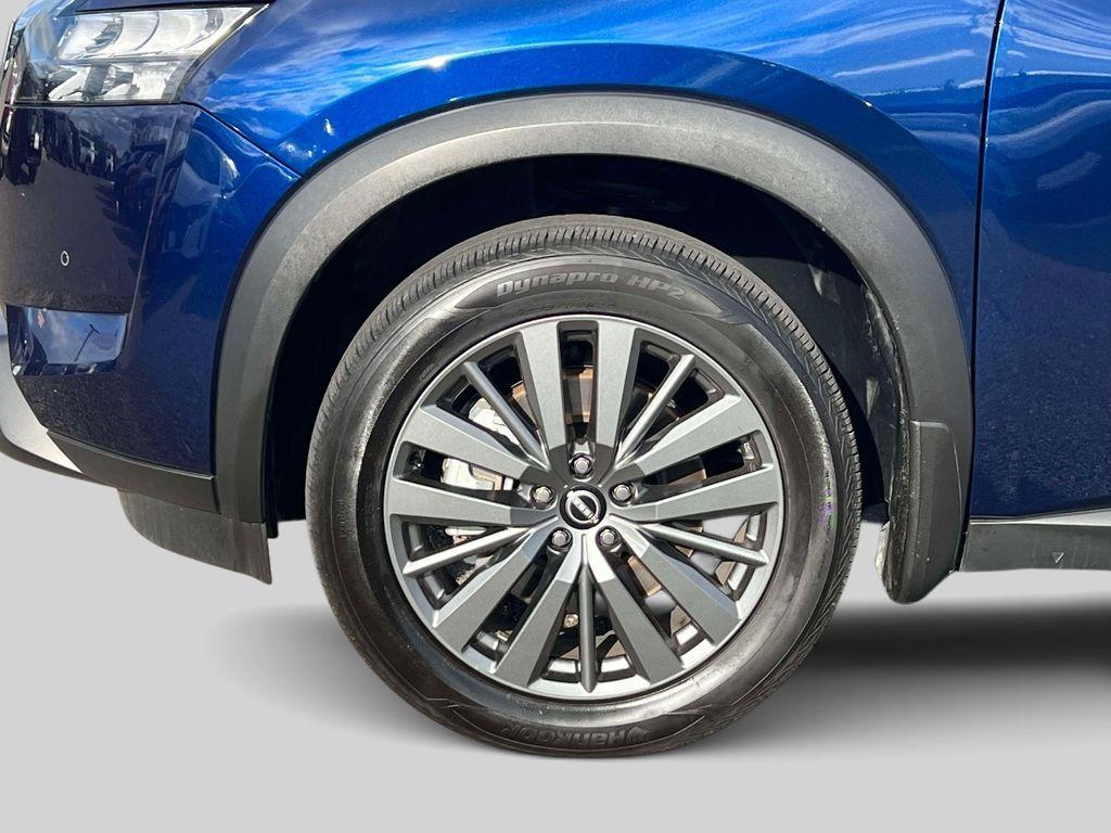 used 2025 Nissan Pathfinder car, priced at $32,895
