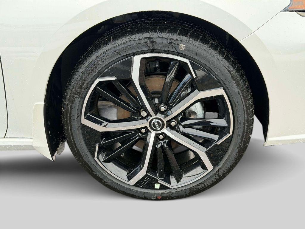 new 2025 Nissan Altima car, priced at $34,790