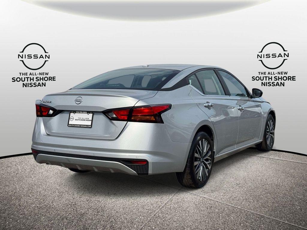 used 2025 Nissan Altima car, priced at $19,995