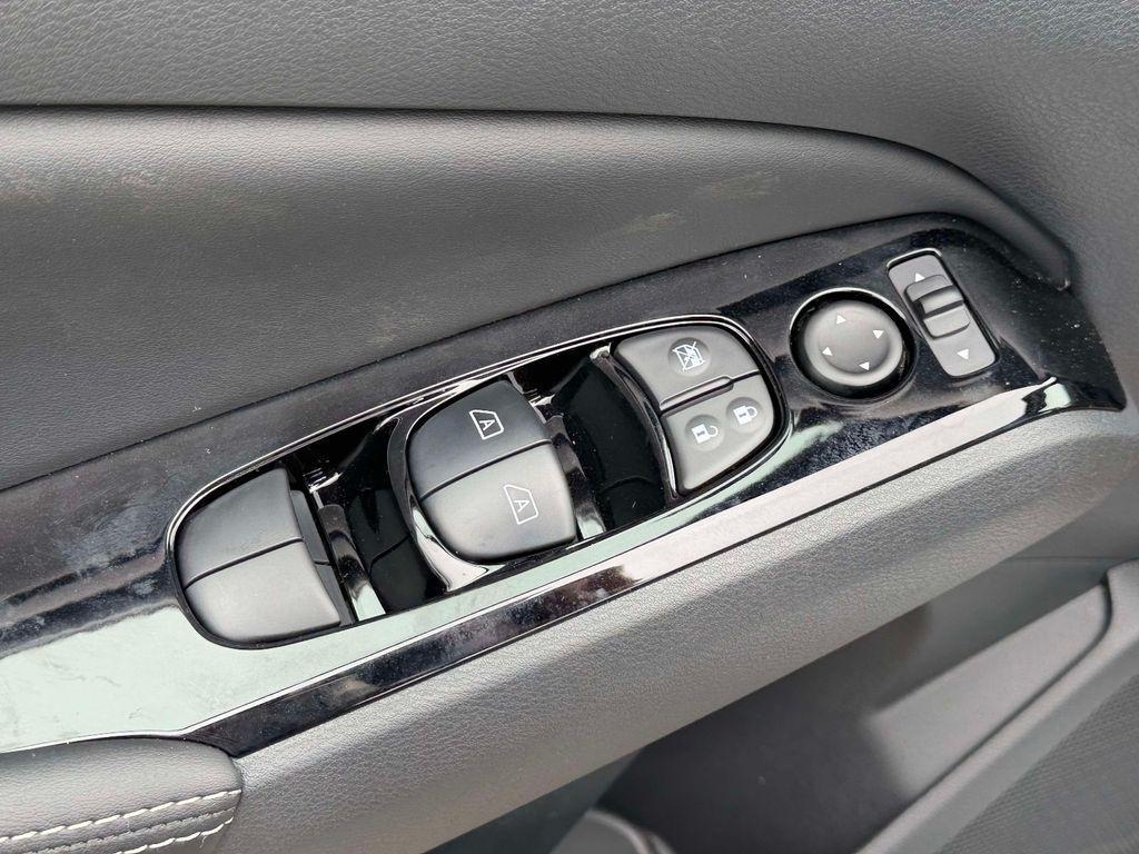 new 2025 Nissan Altima car, priced at $28,995
