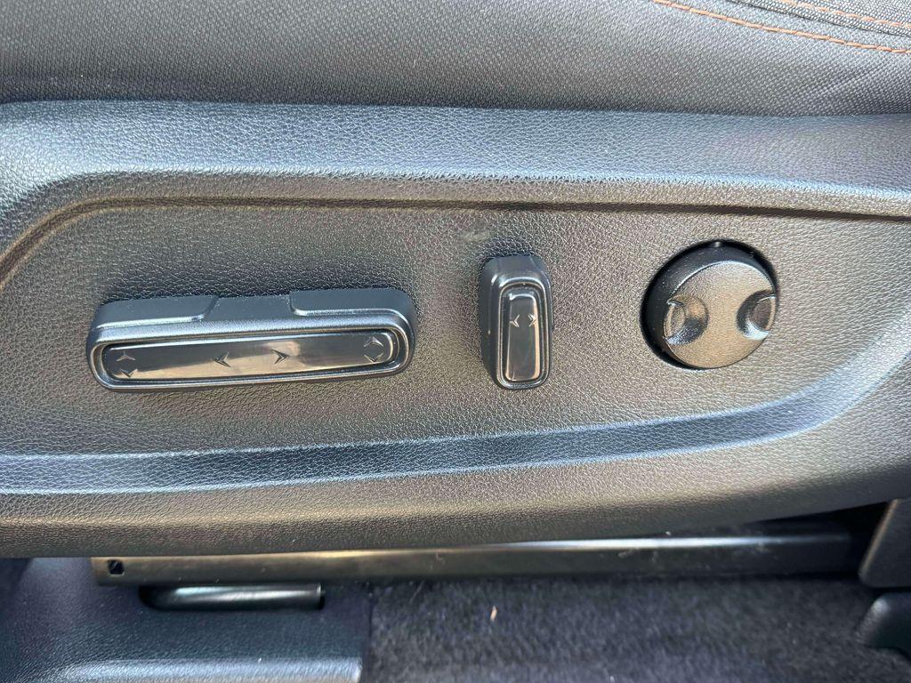 used 2023 Honda Pilot car, priced at $30,895