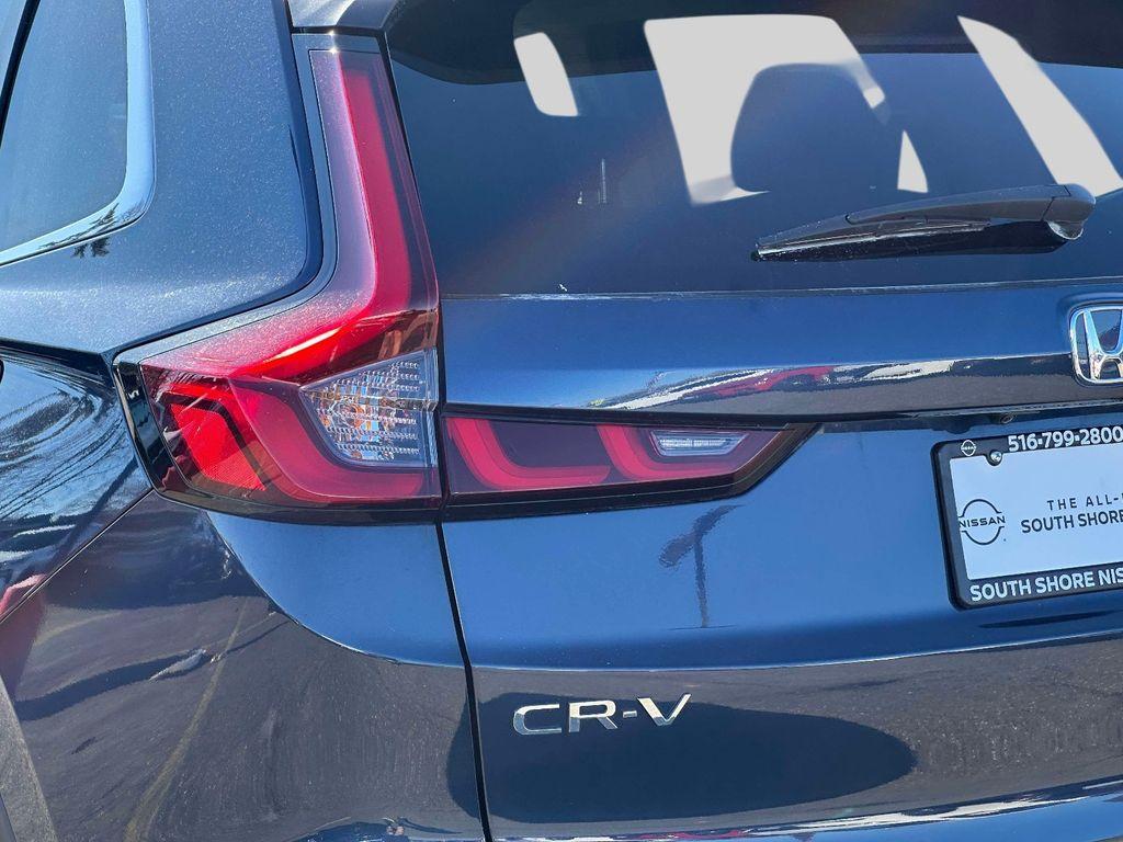 used 2025 Honda CR-V car, priced at $25,995