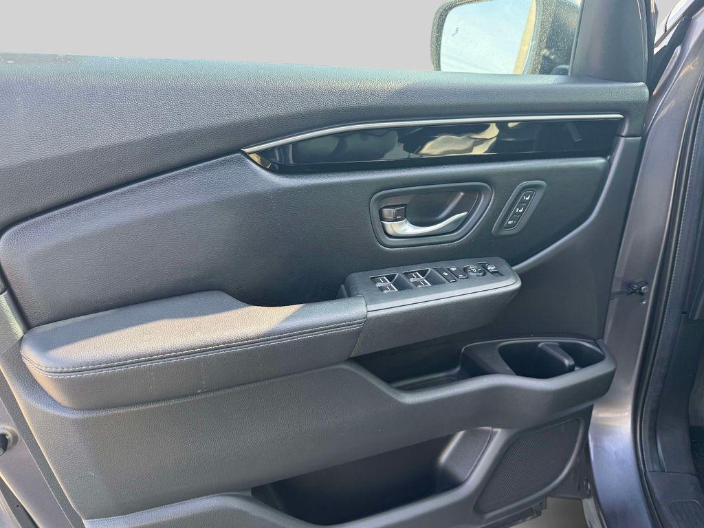 used 2024 Honda Pilot car, priced at $37,595