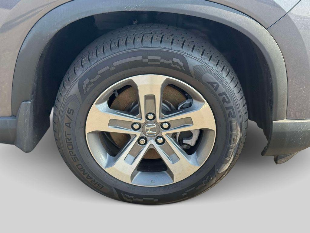 used 2024 Honda Pilot car, priced at $37,595