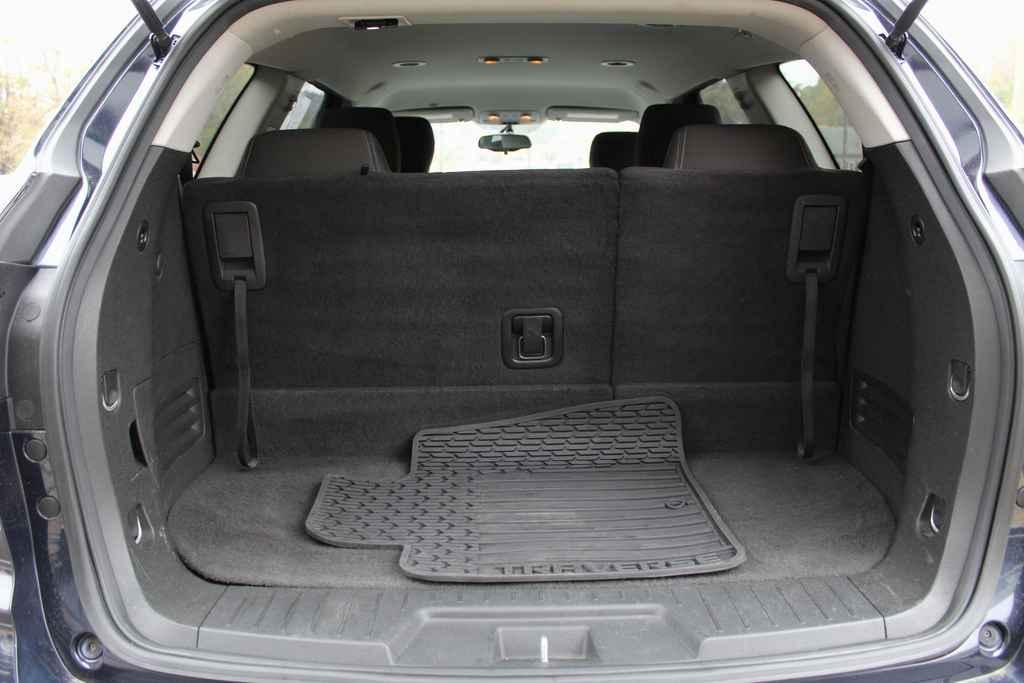 used 2017 Chevrolet Traverse car, priced at $10,990