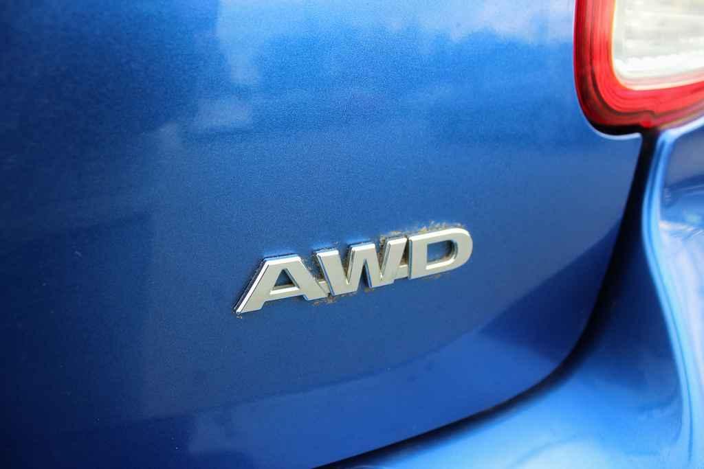 used 2012 Suzuki SX4 car, priced at $4,490