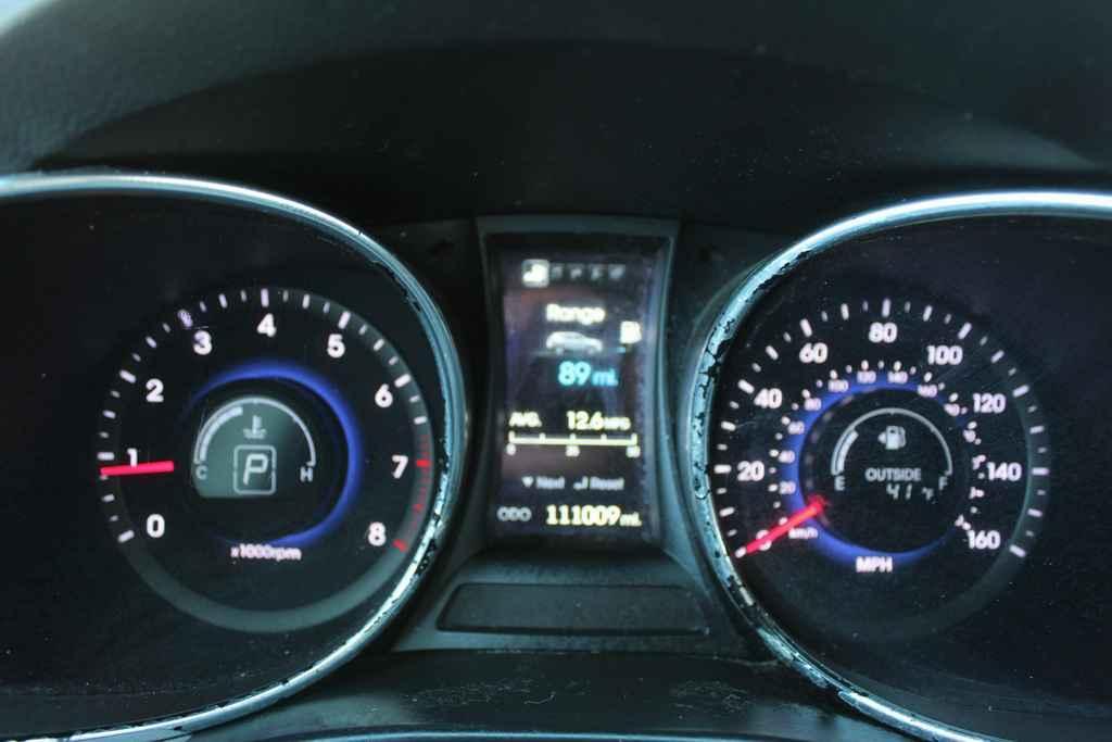 used 2015 Hyundai Santa Fe Sport car, priced at $8,990