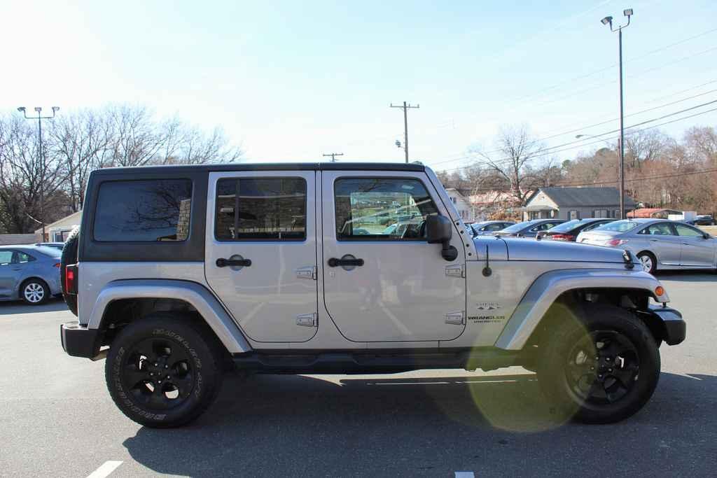 used 2016 Jeep Wrangler Unlimited car, priced at $15,490