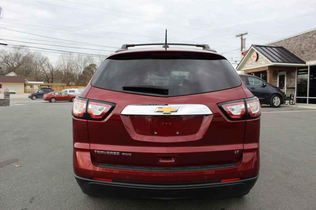 used 2017 Chevrolet Traverse car, priced at $11,290