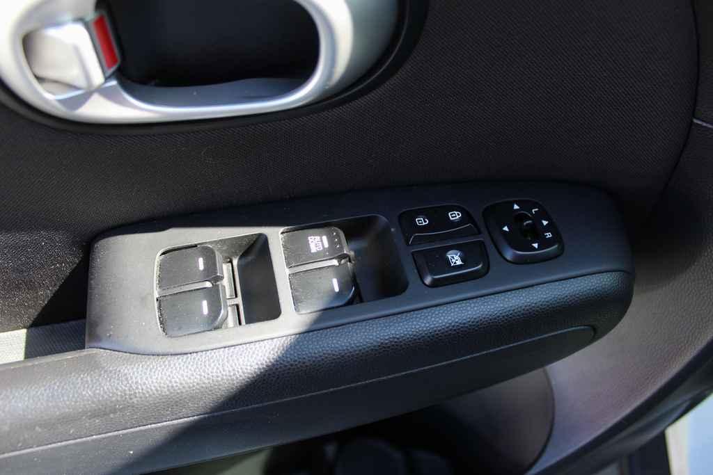 used 2016 Kia Soul car, priced at $10,590